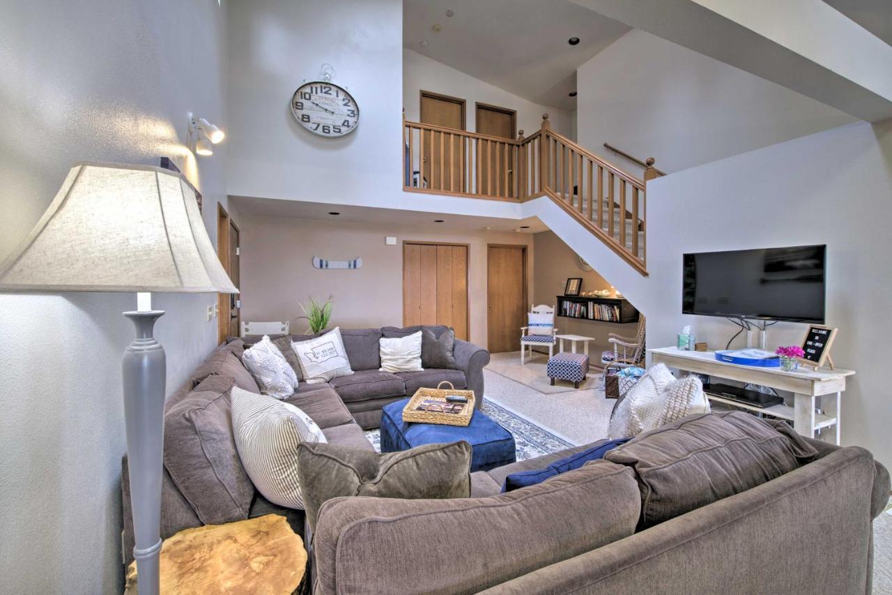 Warm Beach Hideaway With Private Beach! Stanwood Экстерьер фото